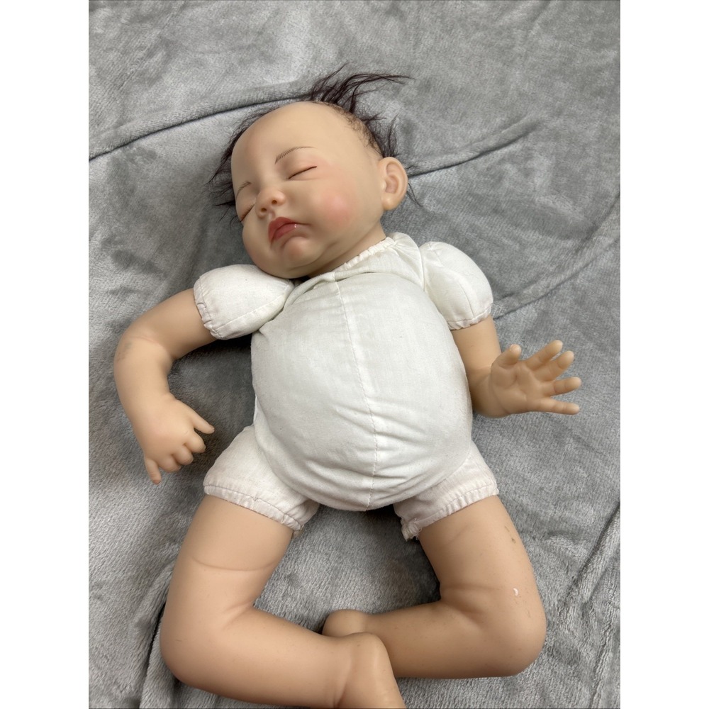 reborn baby dolls Eyes Closed Soft Body.  Chyle 2006 Read